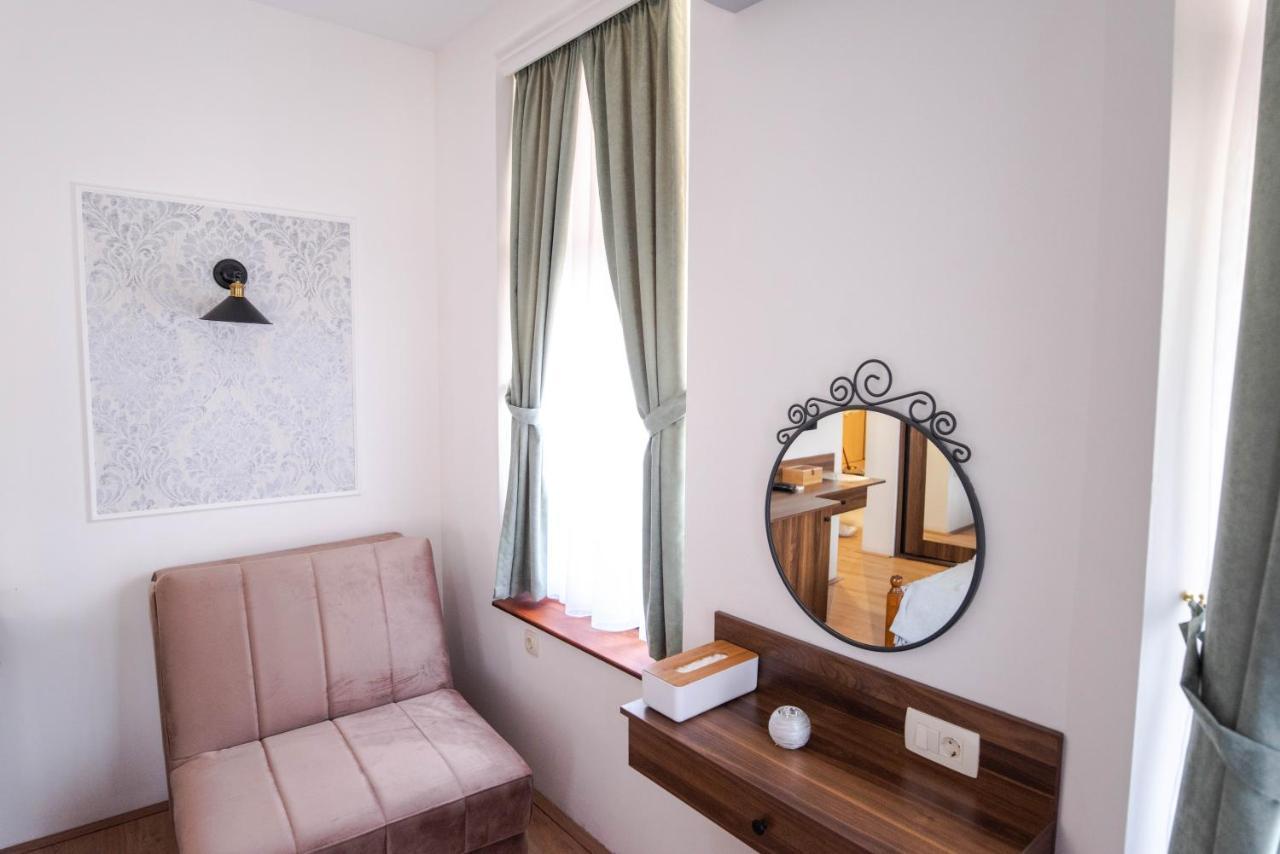 City House Central Bitola Buitenkant foto